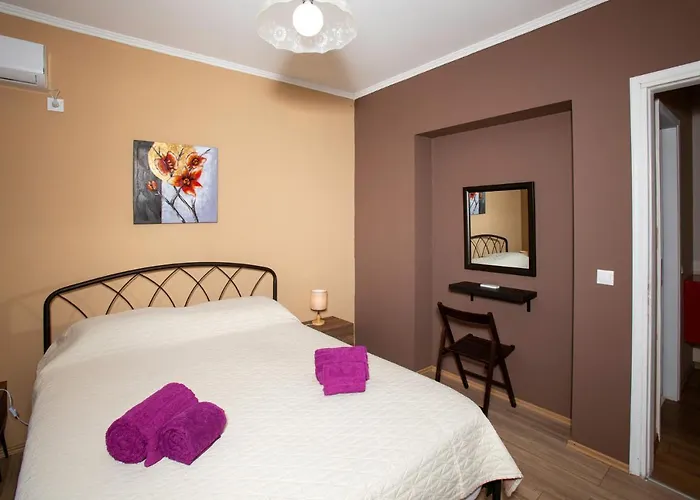 G And A House Апартаменты *