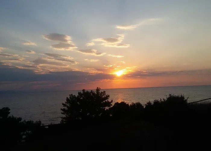 Апартаменты G And A House